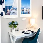 아파트 Novapartments Harbor *